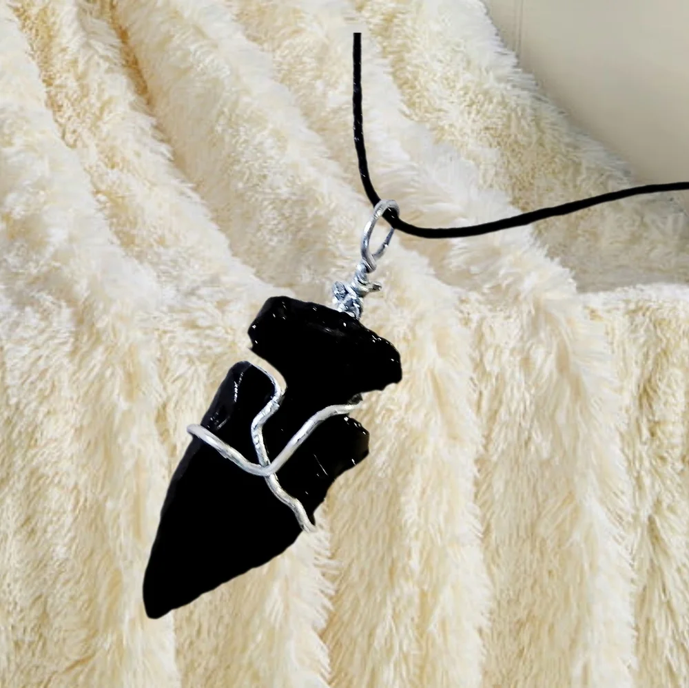 Hand-Wired Obsidian Arrowhead Pendant with Black Adjustable Cord Necklace. NWOT
